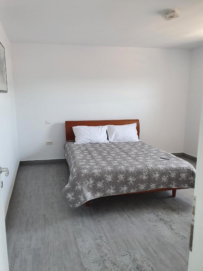 Hotel Casa Musceleana Cîmpulung Esterno foto