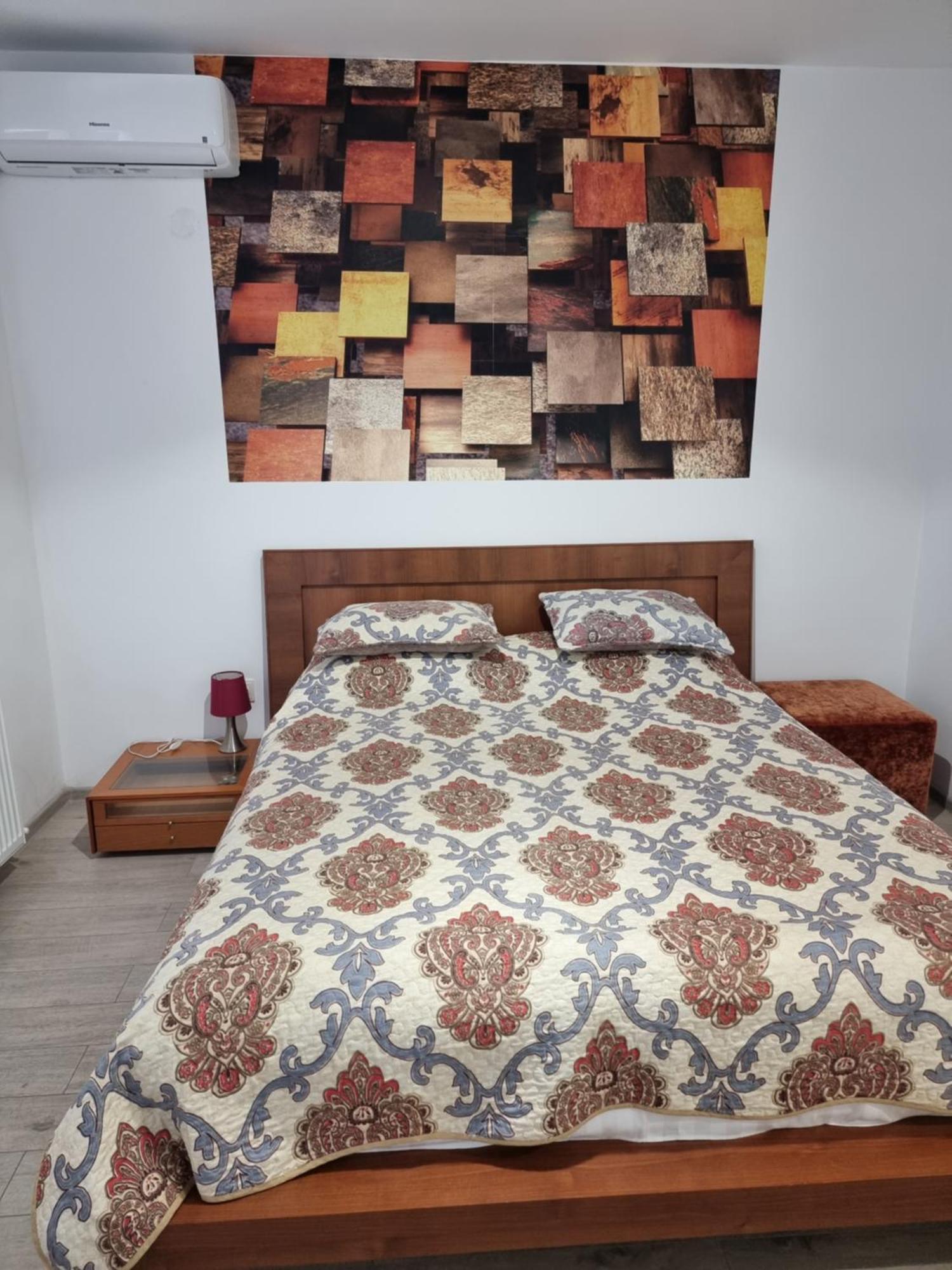 Hotel Casa Musceleana Cîmpulung Esterno foto