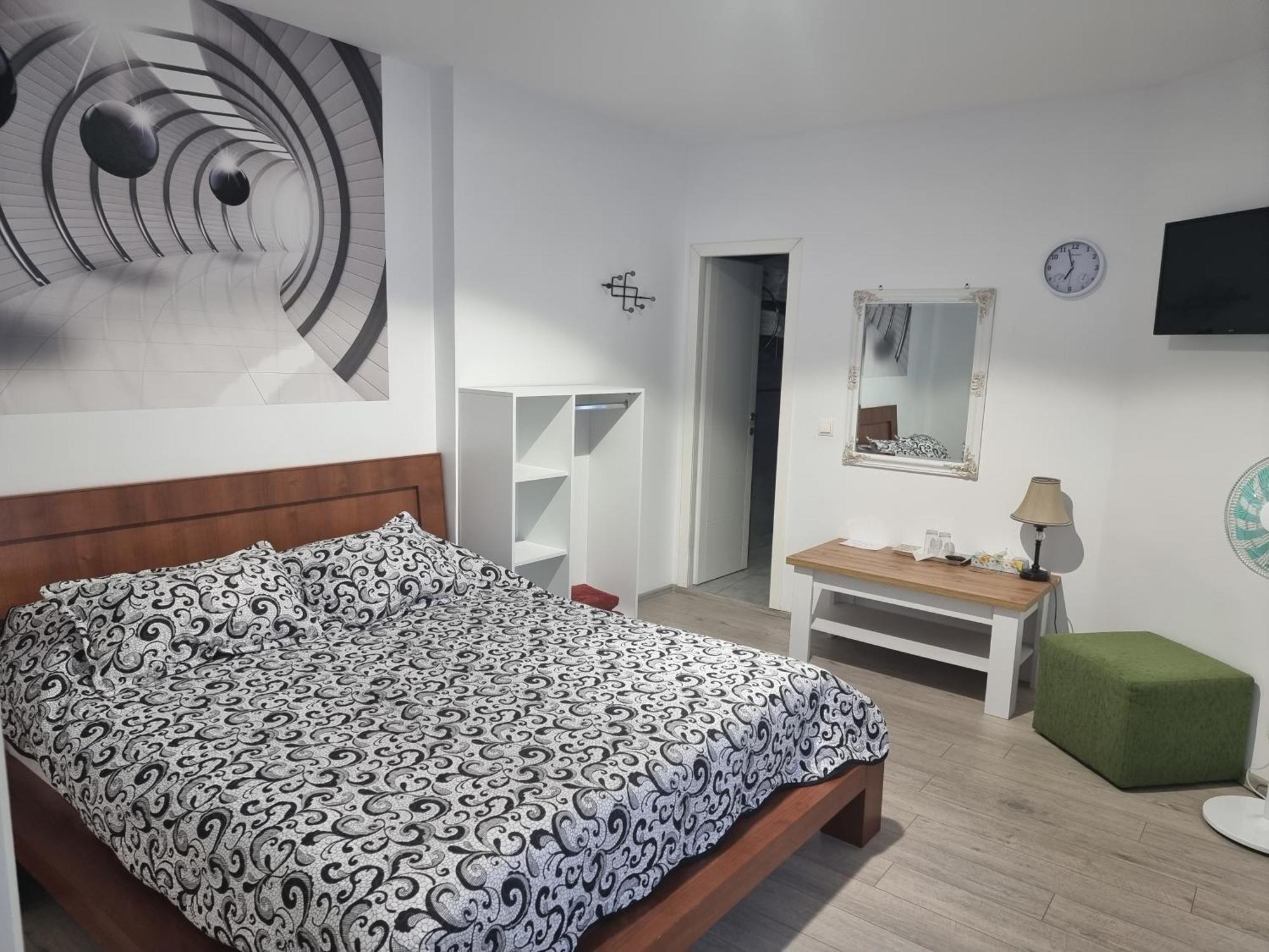 Hotel Casa Musceleana Cîmpulung Esterno foto